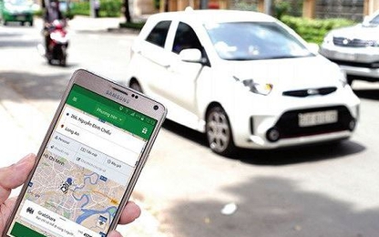 Vì sao 3 năm chưa xong quy định quản taxi công nghệ?