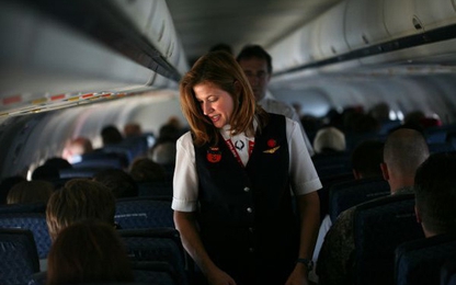 Tiếp viên hàng không Mỹ cầu xin không bị bắt lên máy bay 737 MAX