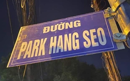 Tháo dỡ biển 'đường Park Hang Seo'