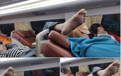 Ngán ngẩm "bàn chân hư" cùng tiếng ngáy của vị khách trên xe giường nằm