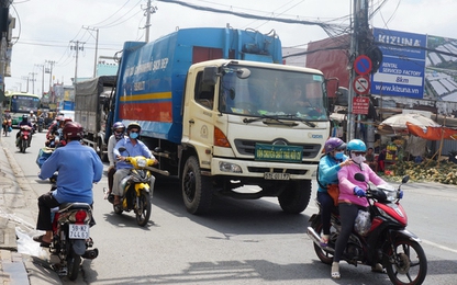 TP.HCM cấm xe 5 tấn chạy vào giờ cao điểm: Lo rác dồn ứ