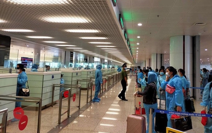 Vì sao tạm dừng chuyến bay quốc tế chở khách về Việt Nam?