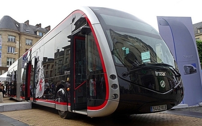 Bộ GTVT ủng hộ đề xuất phát triển xe buýt điện