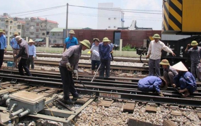 Thủ tướng giao Bộ GTVT đặt hàng bảo trì hạ tầng đường sắt