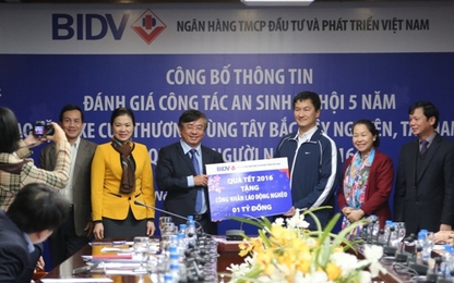 BIDV tặng 50.000 suất quà Tết đến đồng bào nghèo cả nước