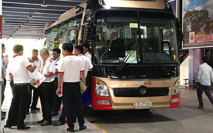 Xe buýt sân bay - Vũng Tàu: Giá cao ế khách ngày khai trương