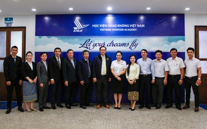Chia sẻ kinh nghiệm trong đào tạo nguồn nhân lực hàng không Việt - Lào