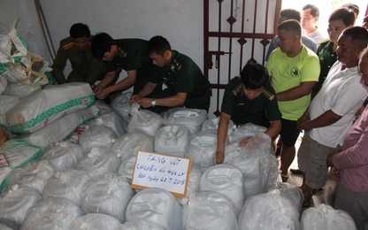 Triệt phá đường dây vận chuyển 5,5 tấn ma tuý xuyên biên giới