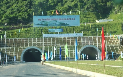 Bộ trưởng Đinh La Thăng dự lễ thông xe kỹ thuật hầm Cổ Mã
