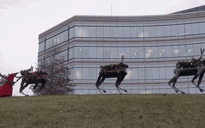 Boston Dynamics dùng robot 4 chân để kéo xe trượt tuyết của ông già Noel
