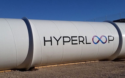 Cận cảnh lắp đặt tàu siêu tốc Hyperloop tại Nevada