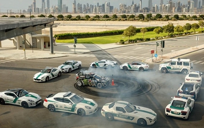 Ken Block drift siêu đẳng đại náo Dubai trong Gymkhana Eight