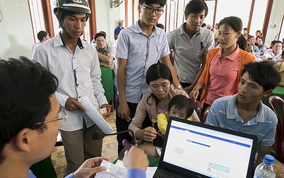 Người dân huyện đảo Lý Sơn chỉ mất 10 phút đổi bằng GPLX