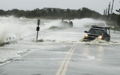 Bí kíp giúp bạn an toàn khi ra đường ngày mưa bão