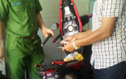 Bắn trả công an rồi cướp xe tay ga của người dân