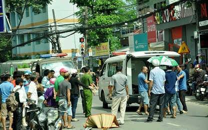 Xe máy va chạm với xe tải, người đàn ông tử vong tại chỗ