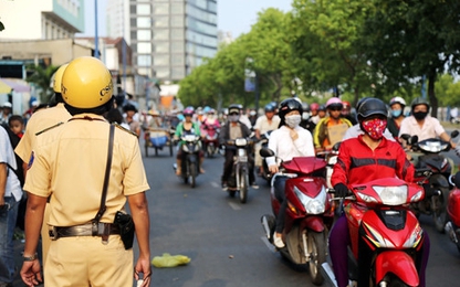CSGT cho đi khi tài xế nói 'em đã 3 lần bị phạt lỗi này'