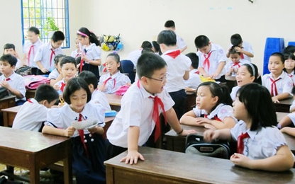 Bí thư Thăng: “Cần bỏ ngay quy định chỉ tuyển HS có hộ khẩu TP.HCM”