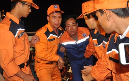 Tàu chở 9 người mất tích trong đêm: Đã tìm thấy vị trí tàu đắm