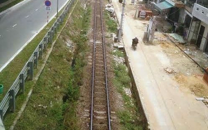 Địa phương "xuất vốn" xây dựng đường gom đường sắt Ngã ba Huế