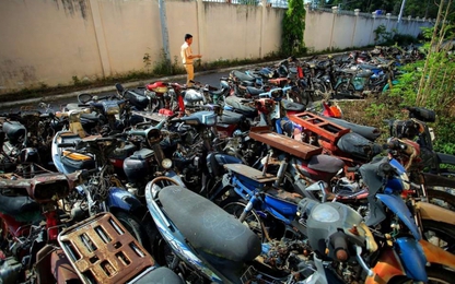 10.000 xe máy không người nhận, chờ bán sắt vụn ở TP HCM