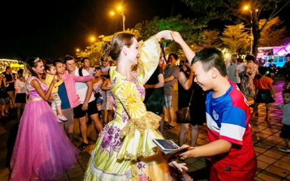 Khách du lịch Đà Nẵng tăng gần 50% trong mùa DIFF 2017