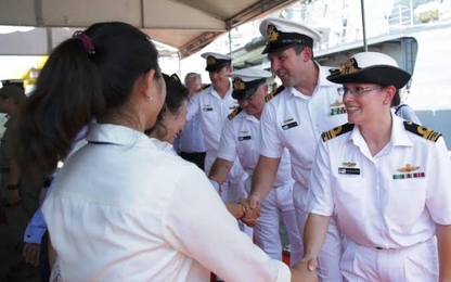 Tàu chiến Hải quân Australia thăm hữu nghị TP Đà Nẵng