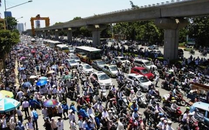 Dừng hoạt động xe máy tại các tuyến đường có phương tiện giao thông công cộng