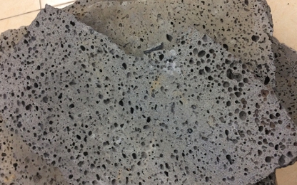 Bê tông tự lèn bảo dưỡng từ bên trong bằng cát đá rỗng