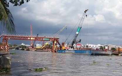 Hé lộ nguyên nhân nứt nhà dân do thi công dự án chống ngập