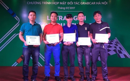 Grab Việt Nam trao thưởng 2,8 tỉ đồng cho tài xế đạt giải