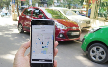 Grab và Uber khiến TP HCM vỡ quy hoạch xe taxi