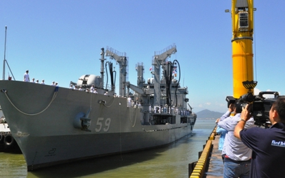 Hơn sáu trăm thủy thủ Hải quân Hàn Quốc thăm Đà Nẵng