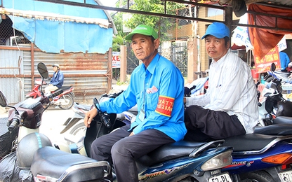 Xe ôm truyền thống gửi lời xin lỗi đến tài xế GrabBike bị hành hung