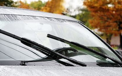 Hệ thống điều khiển cần gạt nước thủ công