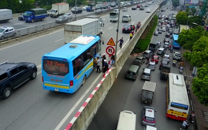 Nạn “xe vẫy” tuyến Hà Nội - Hải Phòng: Dẹp chỗ này, phình chỗ khác