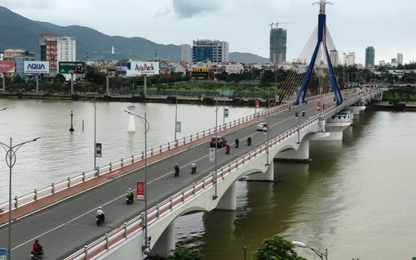 Đà Nẵng: Từ 17h-18h cấm ôtô 1 chiều qua cầu sông Hàn