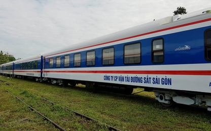 Đường sắt đưa vào khai thác 10 toa xe với trang thiết bị hiện đại