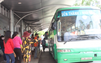 TP.HCM tăng cường hơn 1000 chuyến xe buýt phục vụ dịp Tết Dương lịch