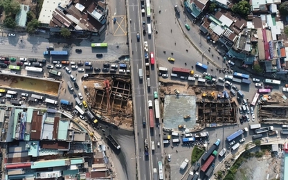 Nút giao thông 3 tầng ở cửa ngõ Sài Gòn dần thành hình