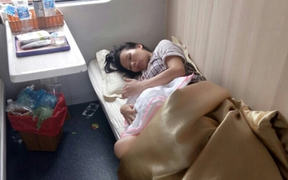 Thai phụ sinh con sinh con ngay trên tàu về quê
