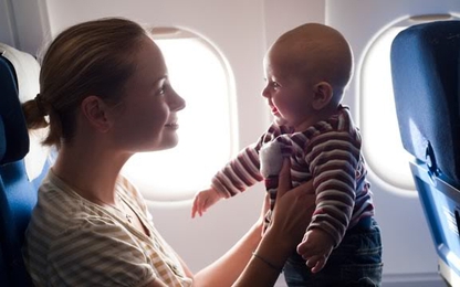6 lưu ý cần nhớ khi đi máy bay cùng trẻ nhỏ