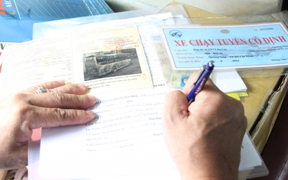 TP.HCM thay đổi điểm tiếp nhận và trả kết quả phù hiệu ôtô