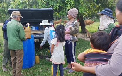 Tây Nguyên:Cám cảnh người dân dùng tiền trợ cấp điện đi mua dầu thắp sáng