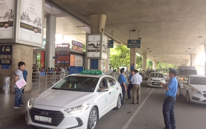 Thanh tra giao thông quyết liệt xử lý taxi chặt chém hành khách