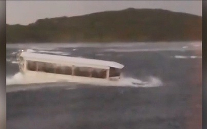 Vụ chìm tàu 17 người chết: Thuyền trưởng nói không cần mặc áo phao