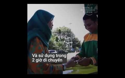 Mua vé đi xe bus bằng vỏ chai nhựa ở Indonesia