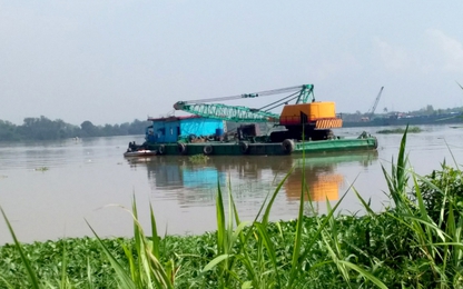"Cát tặc" lộng hành trên sông Đồng Nai: Trách nhiệm thuộc về ai?