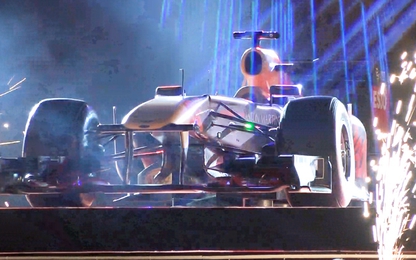 Xe đua F1 trăm tỷ xuất hiện tại Hà Nội