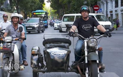 Tour đi môtô ba bánh khám phá phố cổ Hà Nội lên báo Mỹ